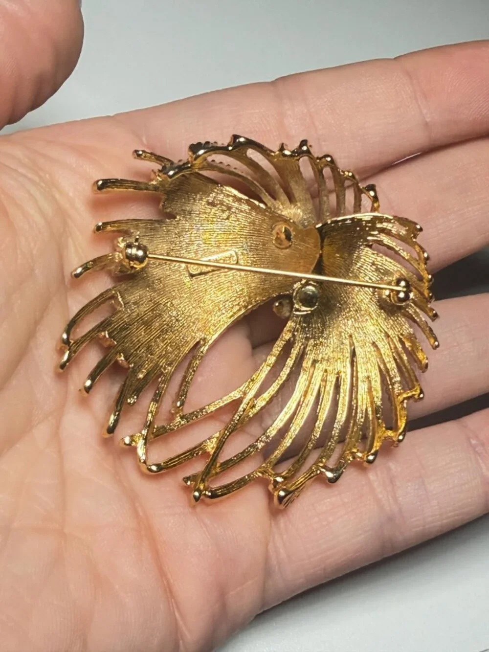 Monet Haystack Brooch Gold Tone Textured Fringe Vintage 2.25 inches